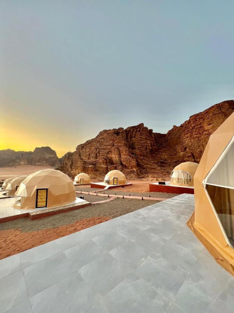 Flower Life Camp Wadi Rum Exterior foto